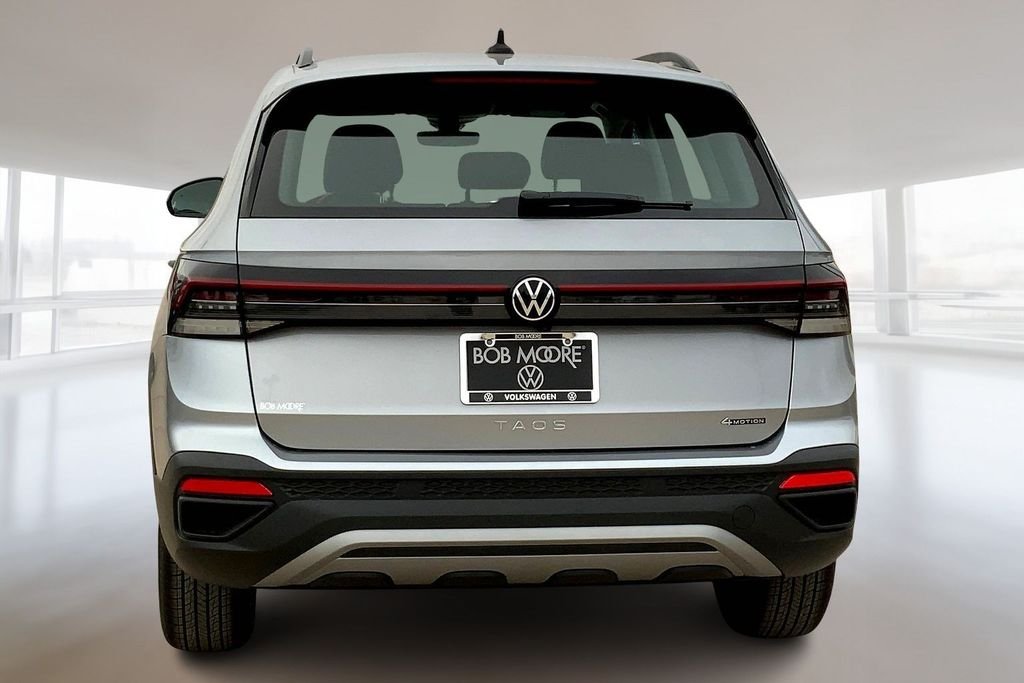 New 2026 Pyrite Silver Metallic Volkswagen 1.5T S image 4