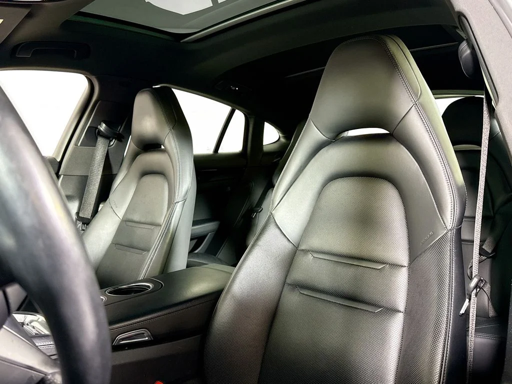 Used 2021 Dolomite Porsche 4S image 5