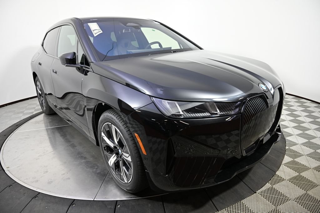 2026 BMW iX 45 - Photo 7