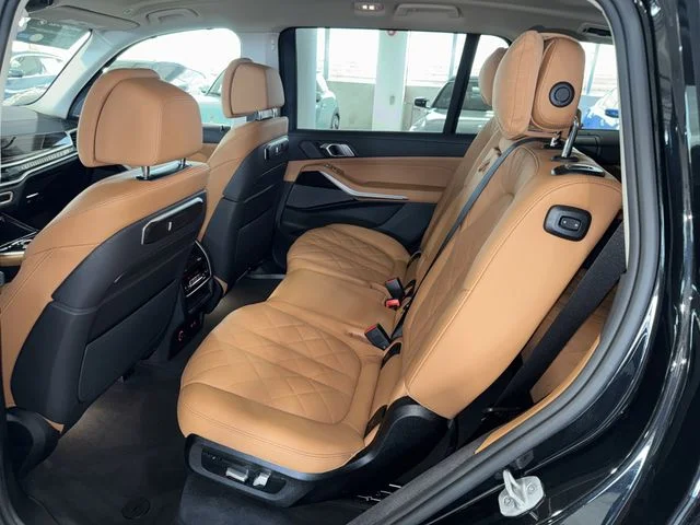 2026 BMW X7 40i - Photo 16
