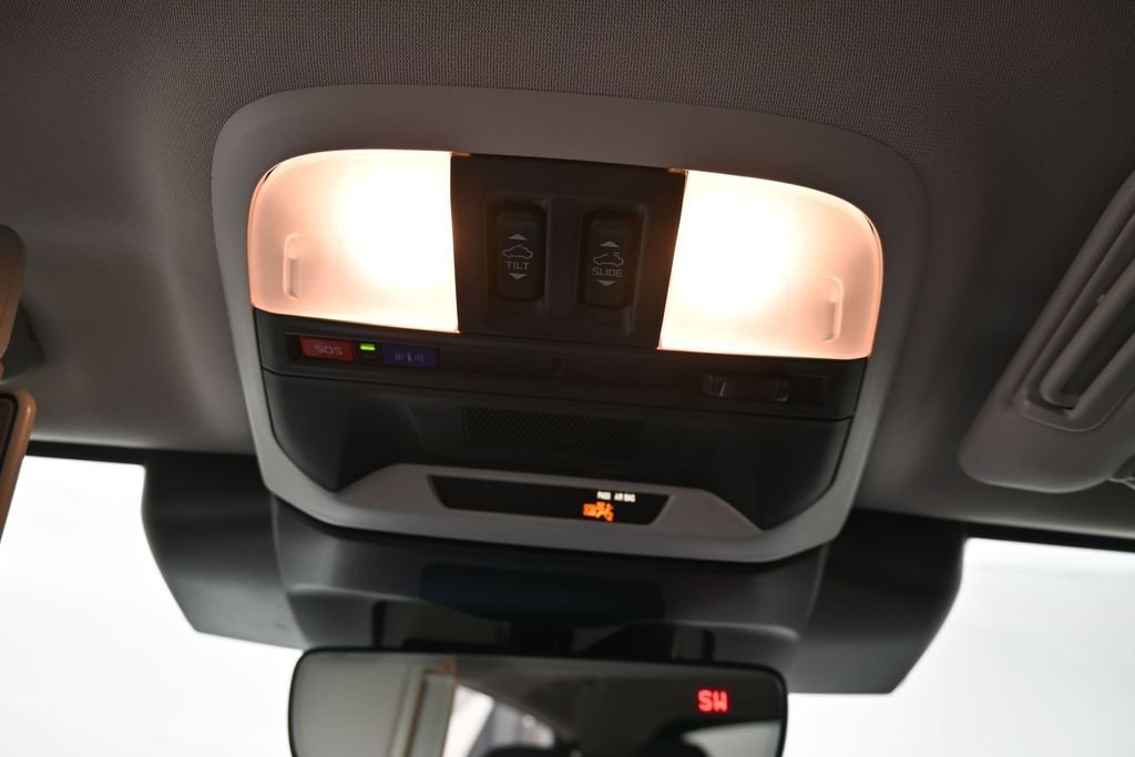 Used 2025 Crystal White Pearl Subaru Sport image 13
