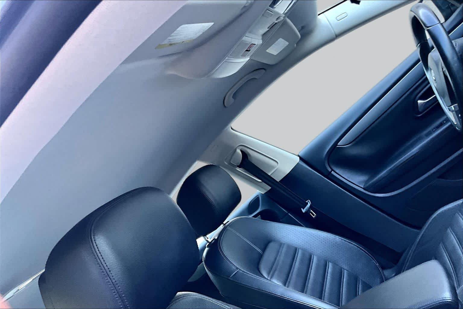 Used 2014 Island Gray Metallic Volkswagen Sport image 14
