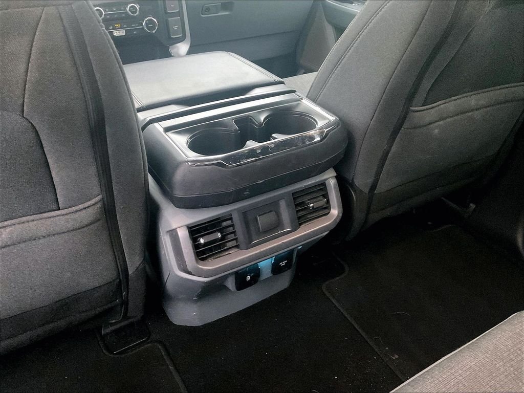 Used 2024 Silver Ford XLT image 28