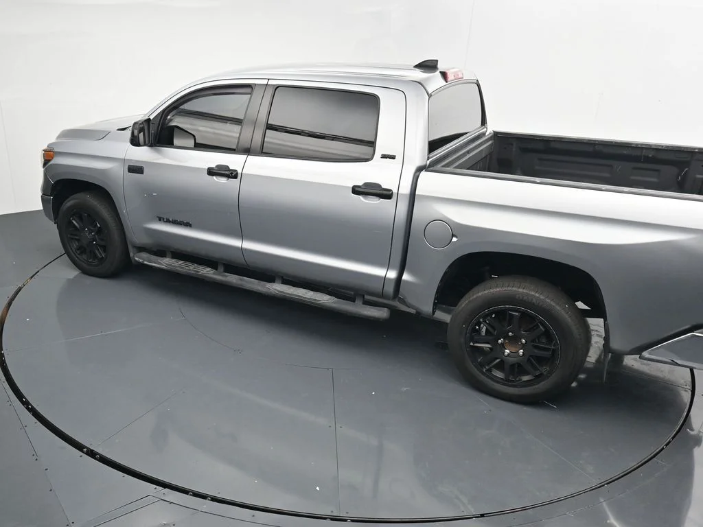 Used 2021 Silver Toyota SR5 image 24