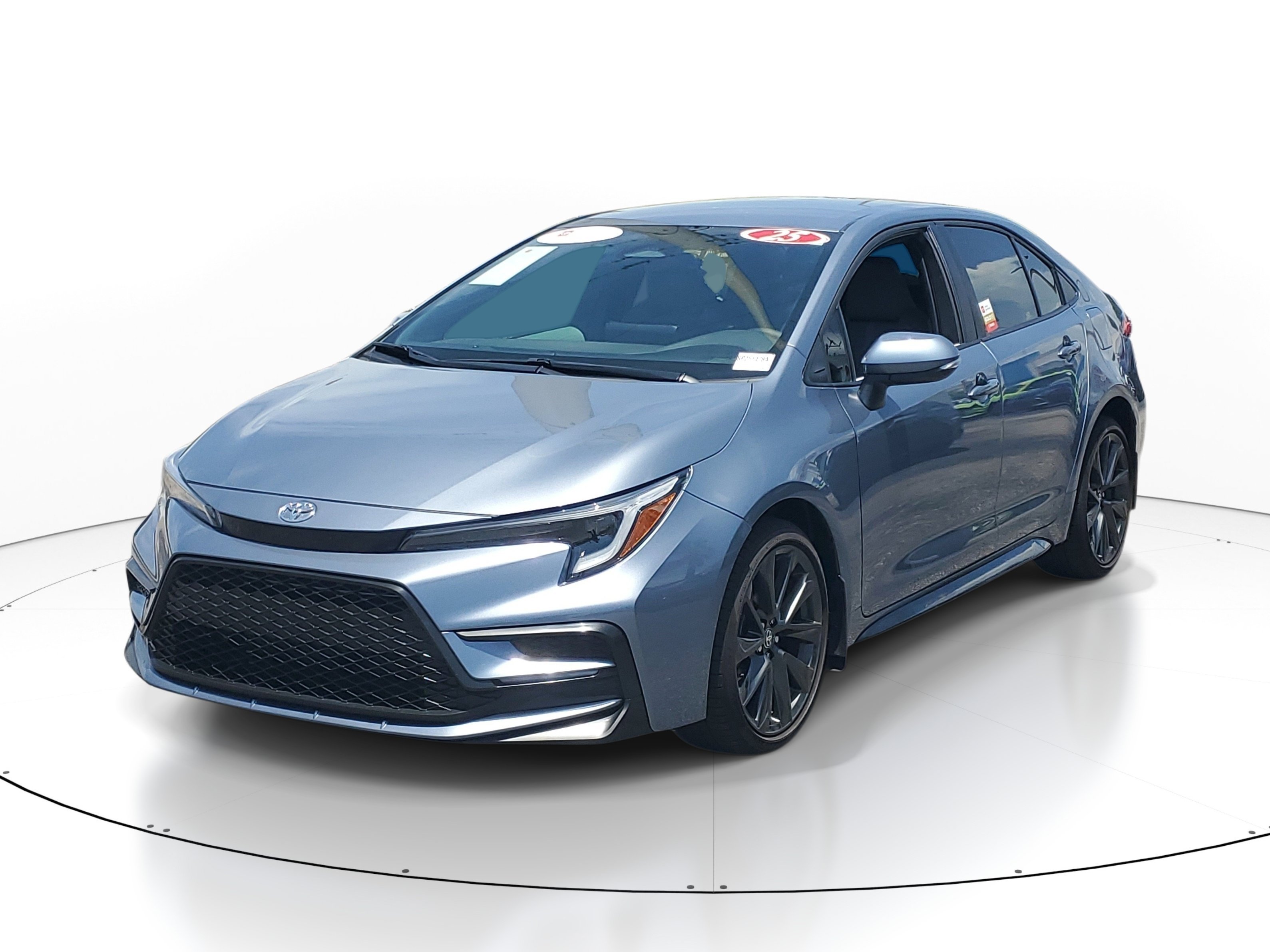 Used 2025 Celestite Toyota SE image 3