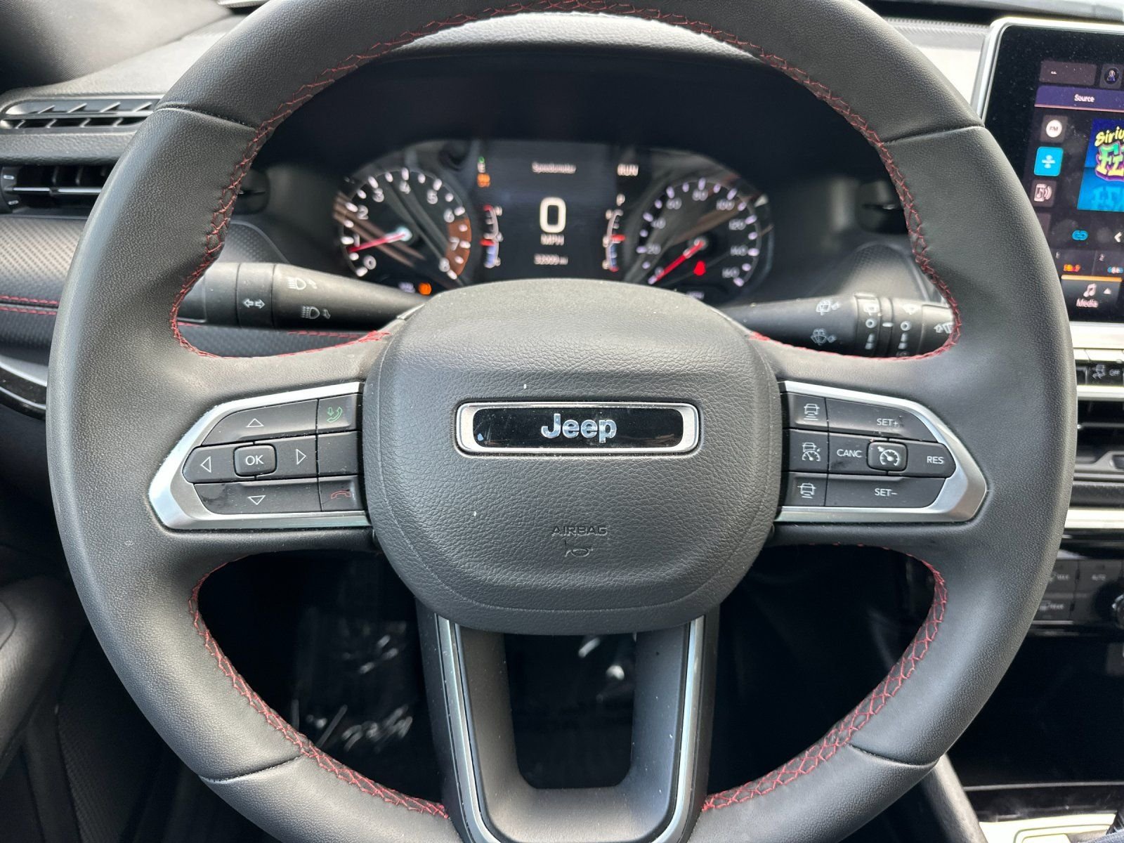 Used 2025 Silver Jeep Trailhawk image 22
