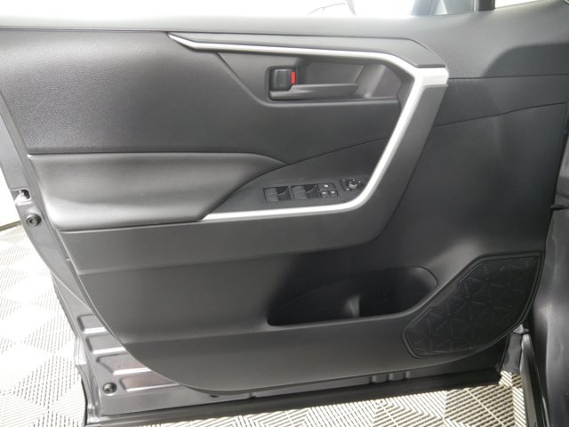 Certified Used 2021 Magnetic Gray Metallic Toyota SE image 8