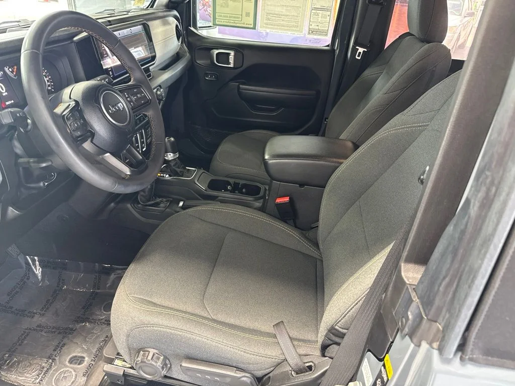 Used 2024 Gray Jeep Sport S image 12