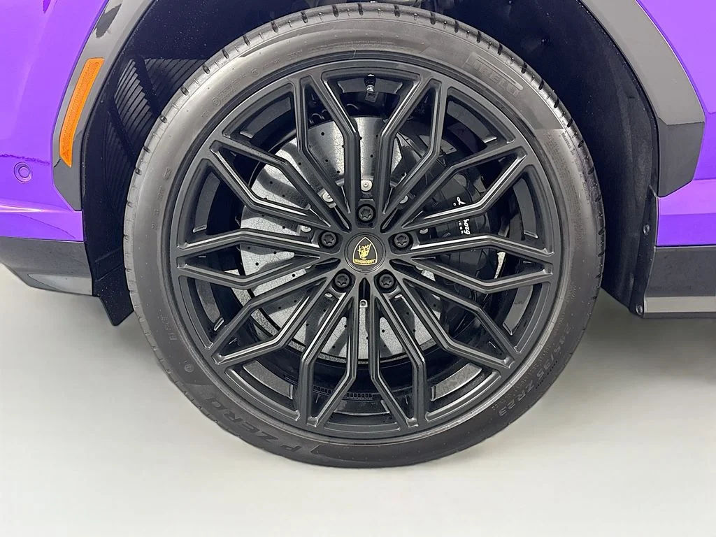 New 2026  Lamborghini SE image 34
