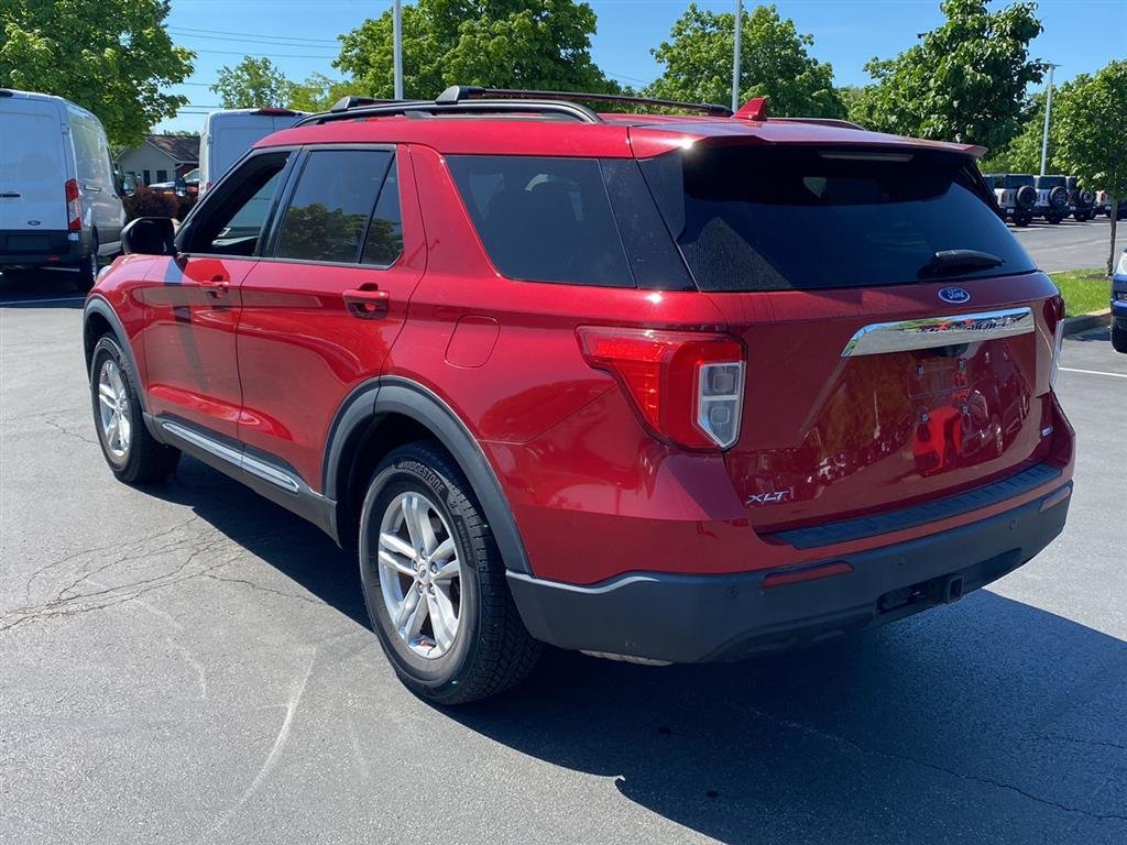 Used 2020 Rapid Red Metallic Tinted Clearcoat Ford XLT image 9
