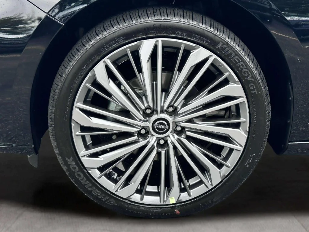 New 2026 Super Black Nissan SV image 12