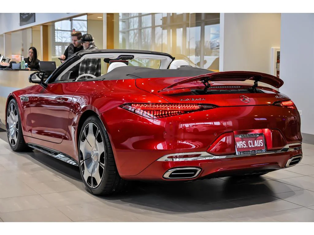 New 2026 MANUFAKTUR garnet red metallic (Red Ambiance) Mercedes-Benz Mercedes-Maybach SL 680 image 48