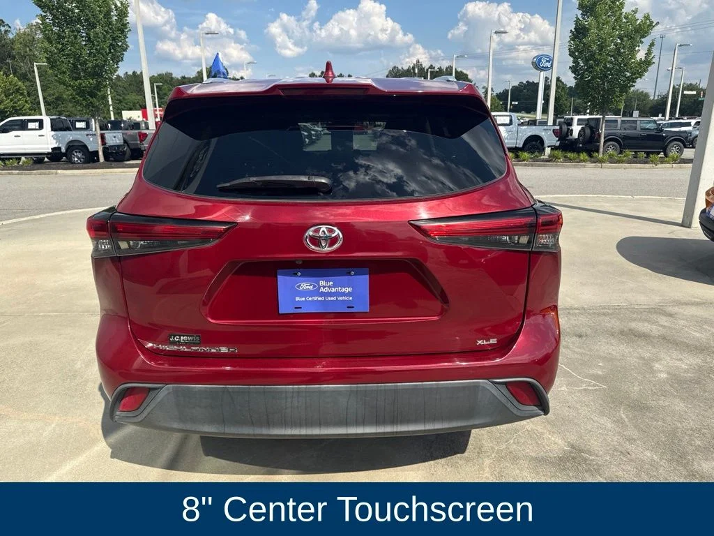 Certified Used 2022 Ruby Flare Pearl Toyota XLE image 6