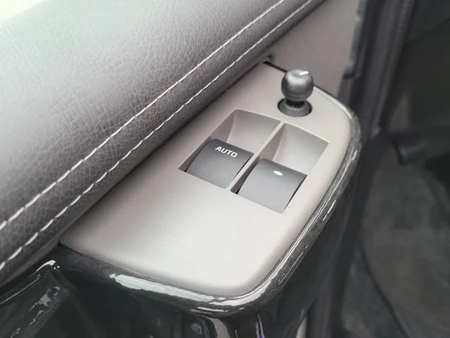 Used 2025 Special Exterior Color GMC Work Van image 10