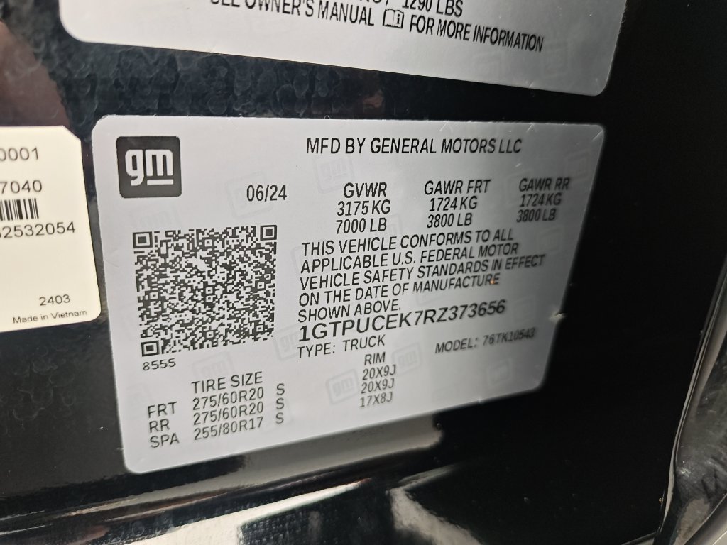 Used 2024 Black GMC Elevation image 25