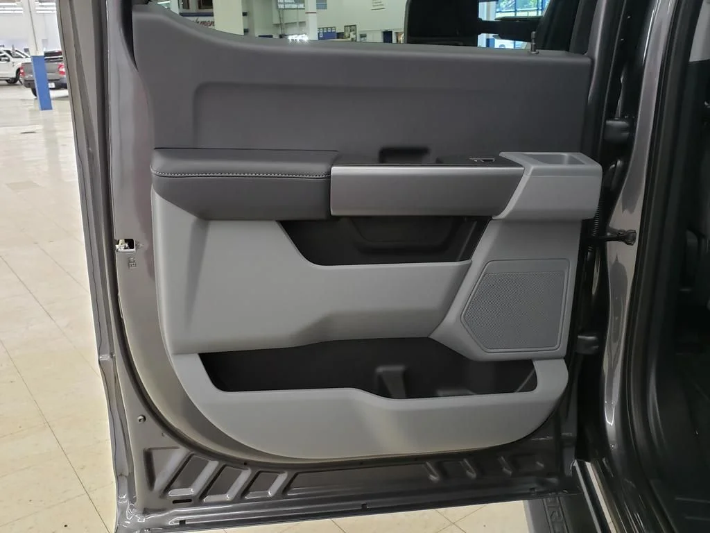 New 2026 Carbonized Gray Metallic Ford F-250® XL image 13