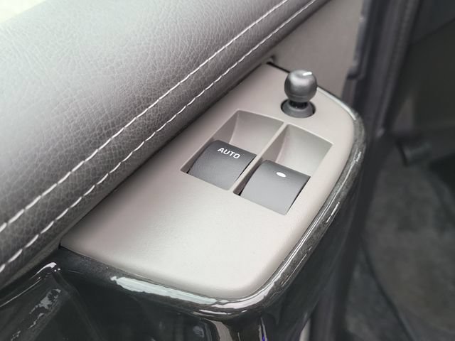 Used 2025 Special Exterior Color GMC Work Van image 10
