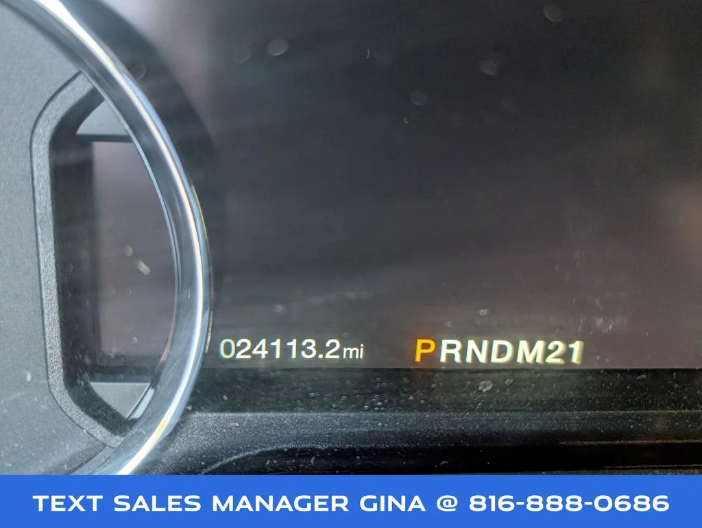 Certified Used 2019 White Ford Lariat image 10