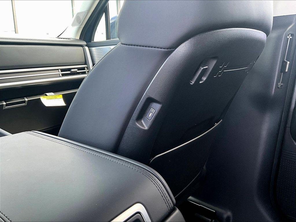 New 2026 Blue Hyundai SEL AWD image 17