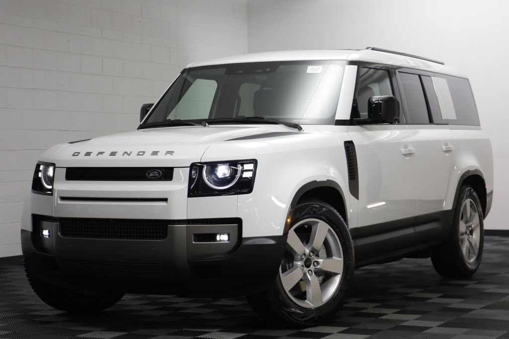 2026 Land Rover Defender 130 S P300's photo