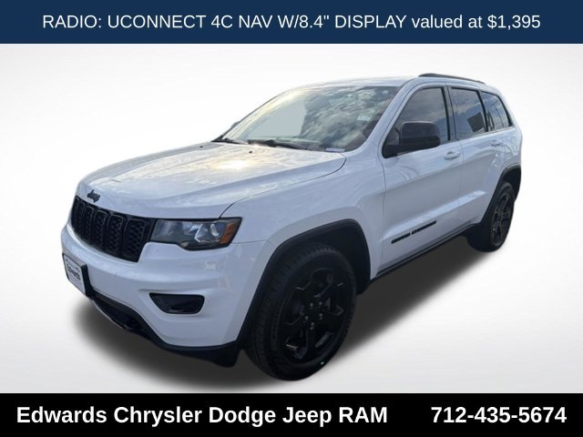 Used 2019 White Jeep Laredo image 3