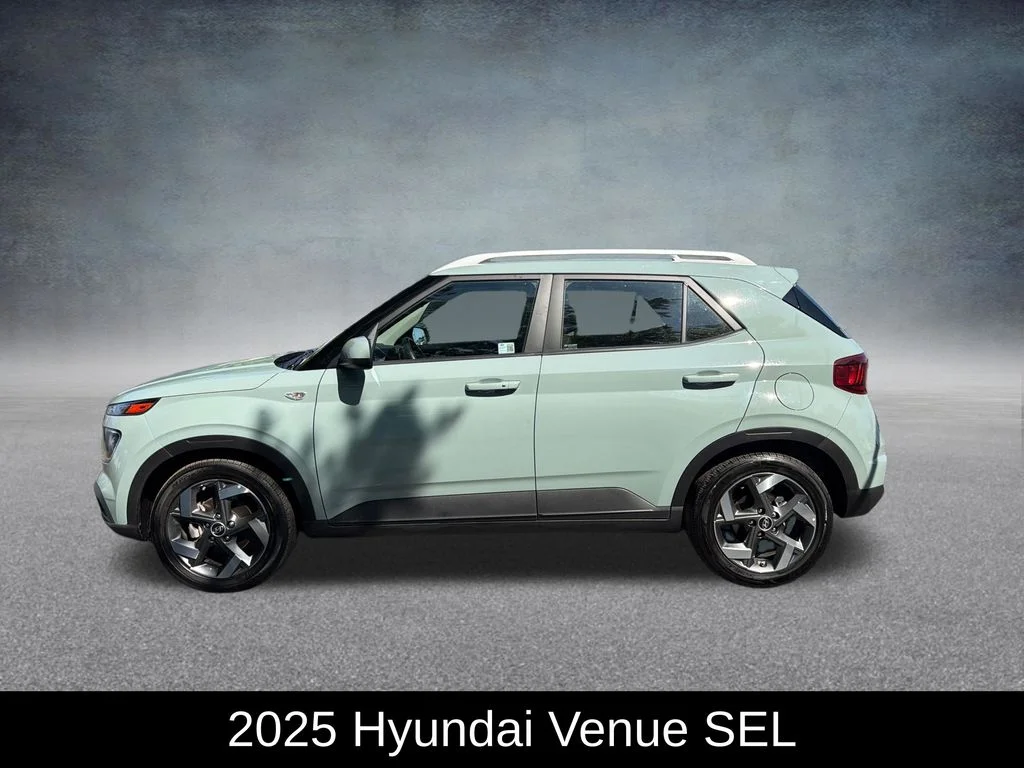 Used 2025 Mirage Green Hyundai SEL image 2