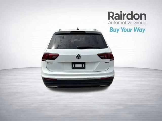 Used 2021 Pure White Volkswagen SE image 6