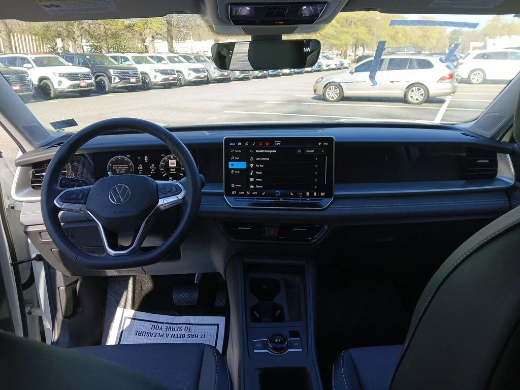New 2026 White Volkswagen 2.0T SE image 12