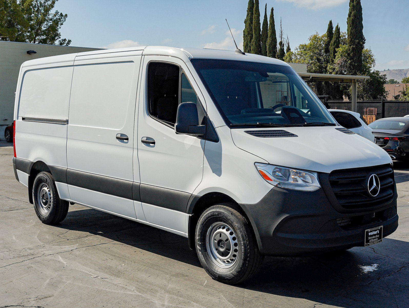 New 2026 Arctic White Mercedes-Benz 2500 Standard Roof I4 Diesel 144 Worker RWD image 3