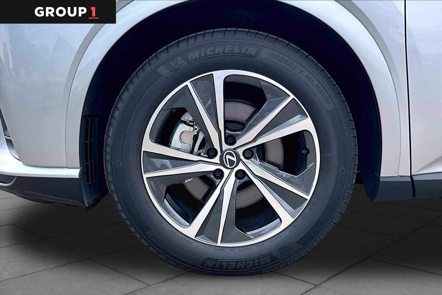 Certified Used 2026 Iridium Lexus Premium image 9