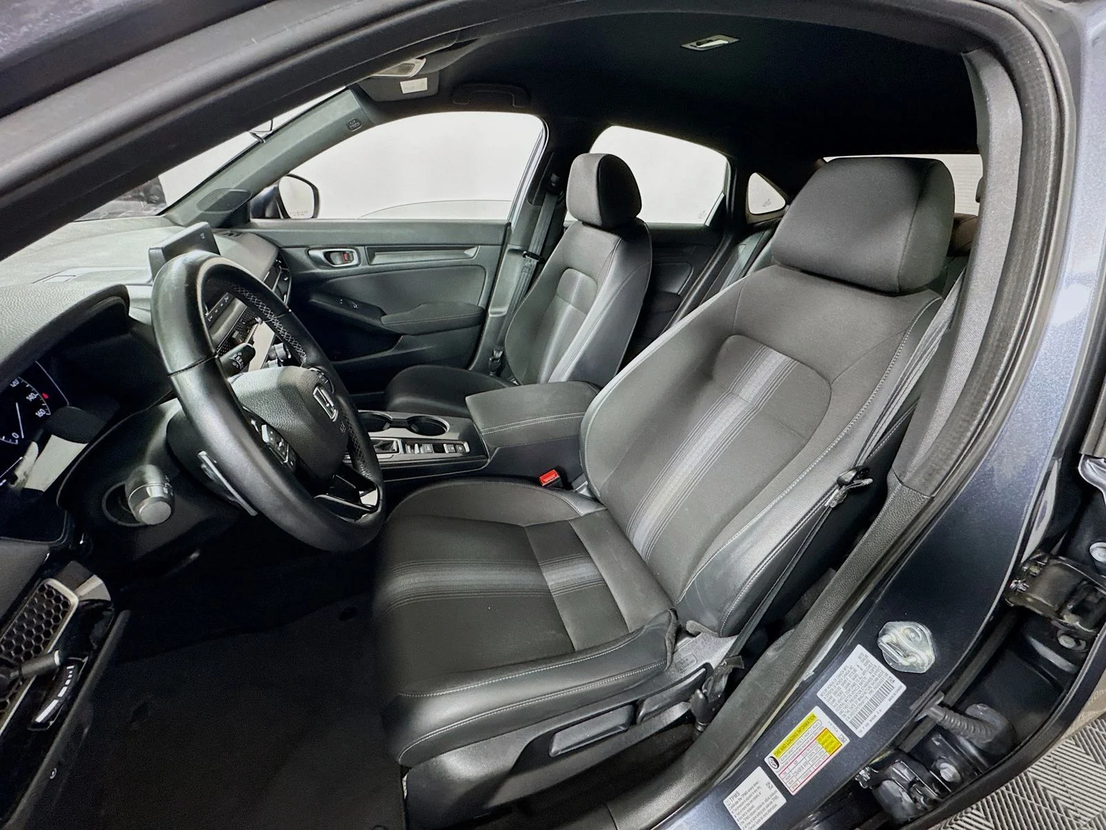Used 2023 Gray Honda Sport image 13