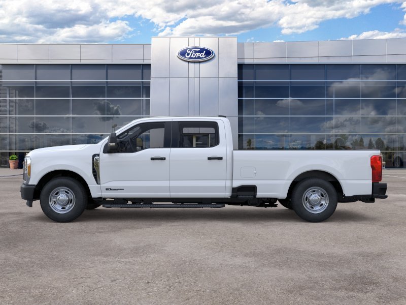 New 2026 Oxford White Ford F-250® XL image 3