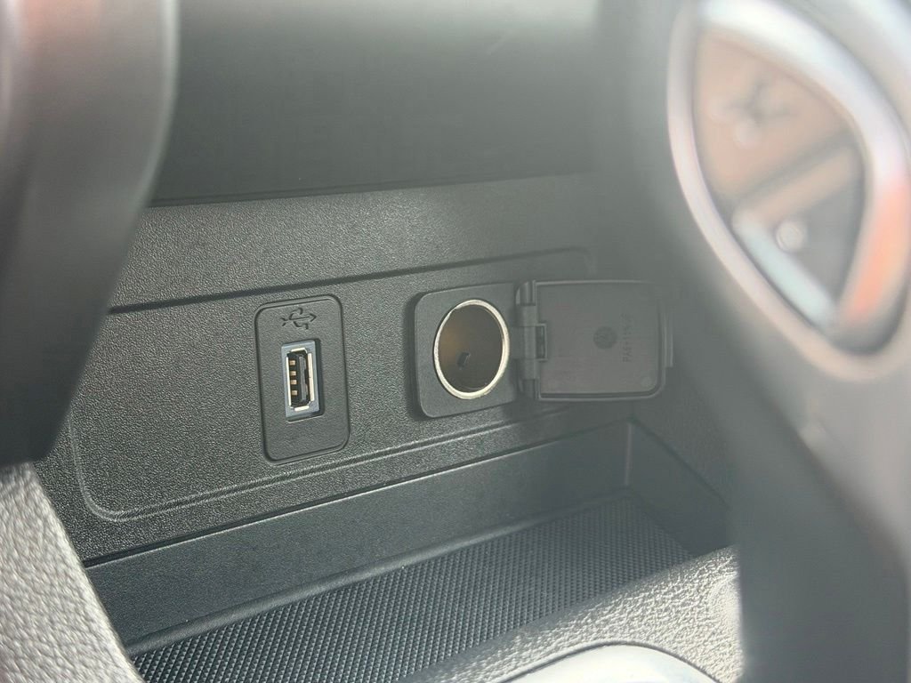 Certified Used 2019 Sea Green Ford SEL image 26