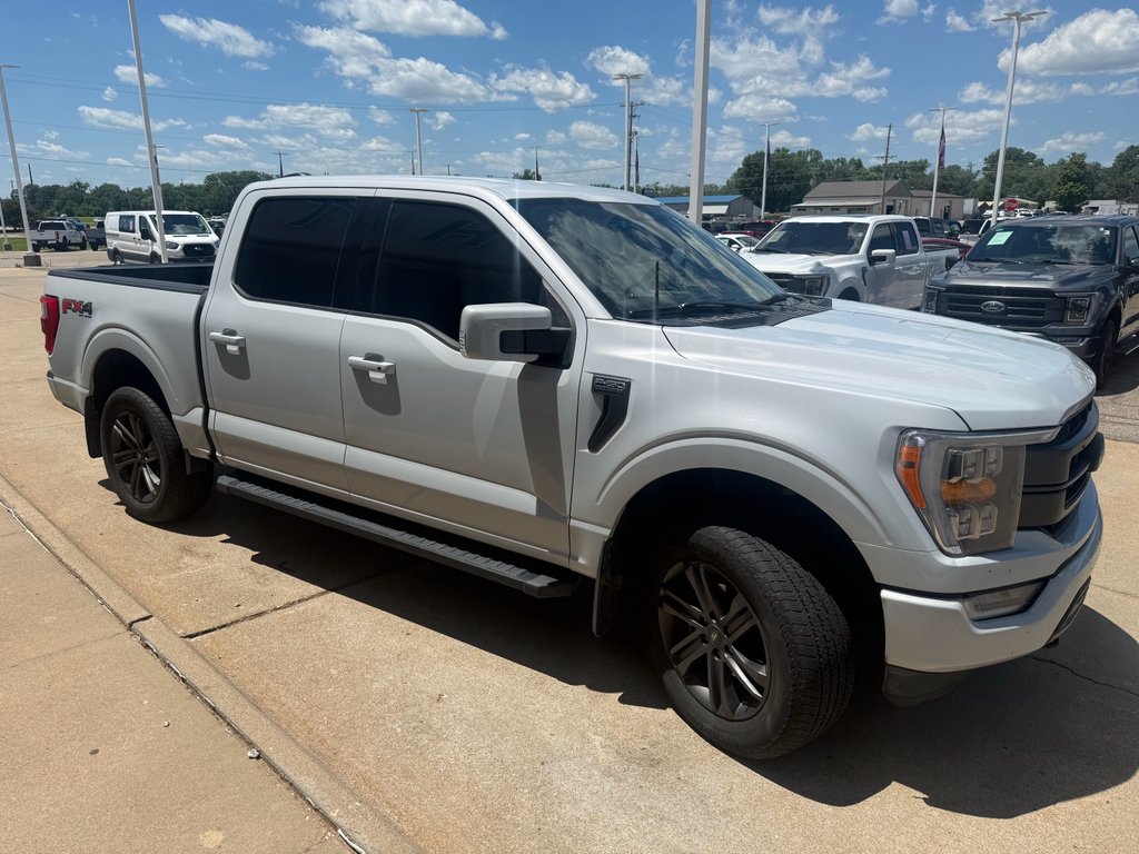 Used 2022 Space White Metallic Ford LARIAT image 4