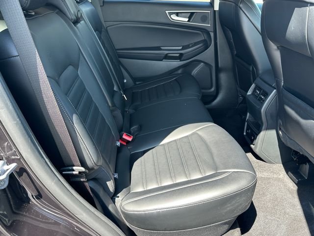 Used 2024 Agate Black Metallic Ford SEL image 9