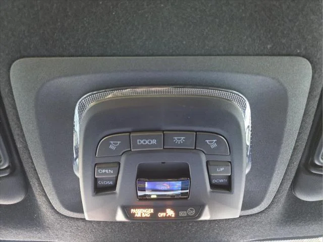 2026 Toyota Corolla XSE - Photo 71