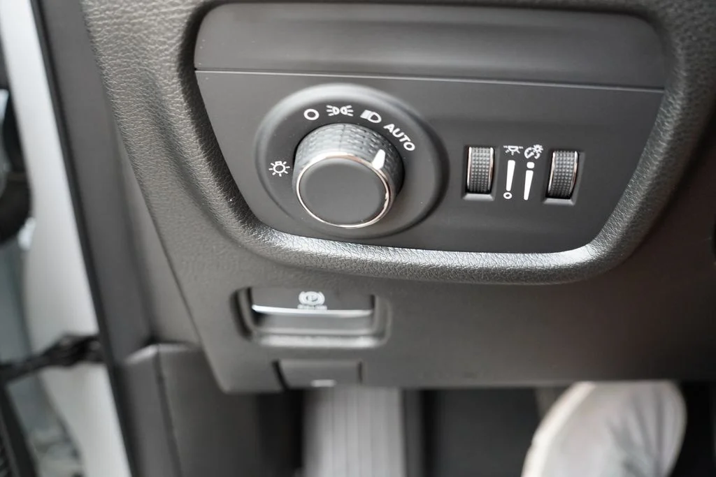 Certified Used 2024 Bright White Clearcoat Jeep Altitude X image 27