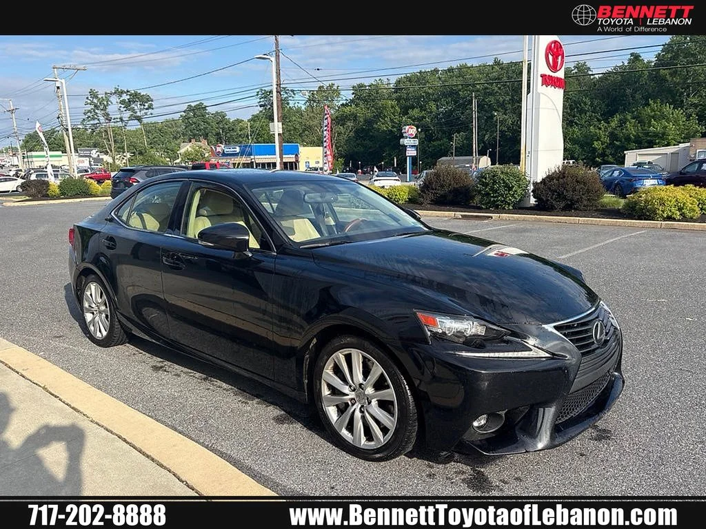 2016 Lexus IS 350 300 AWD's photo