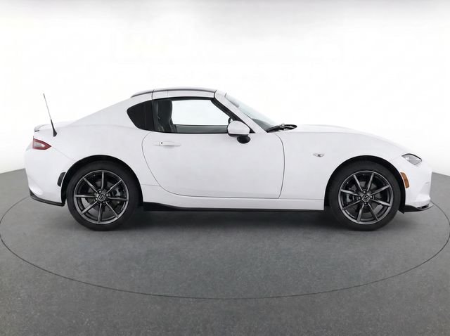 Used 2022 White Mazda Grand Touring image 8
