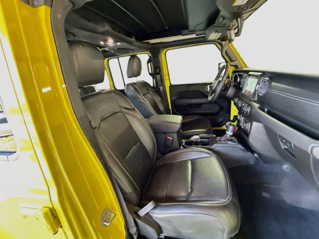 Used 2022  Jeep Unlimited Sahara 4xe image 34
