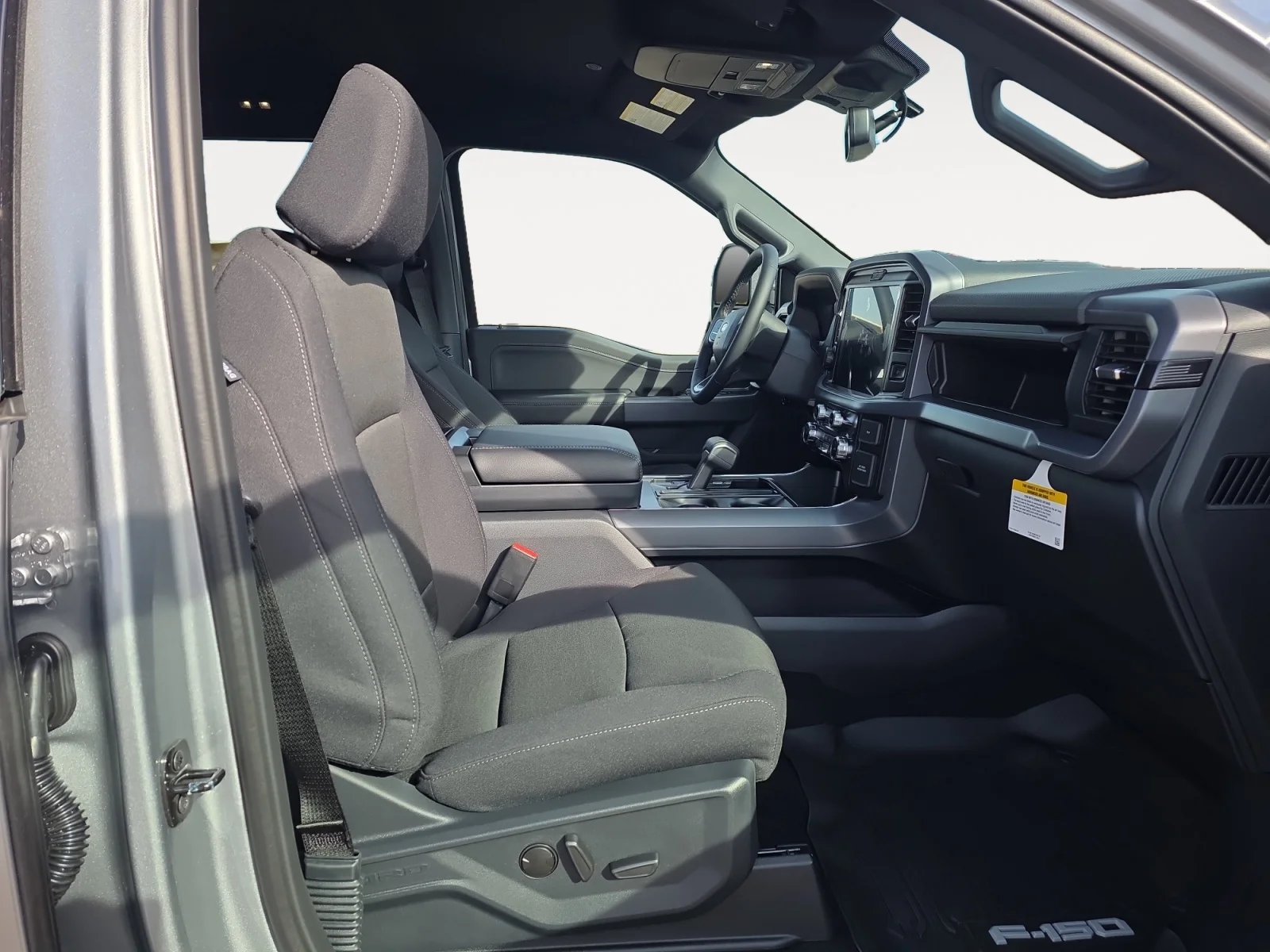 New 2026 ICONIC SILVER METALLIC Ford XLT image 10