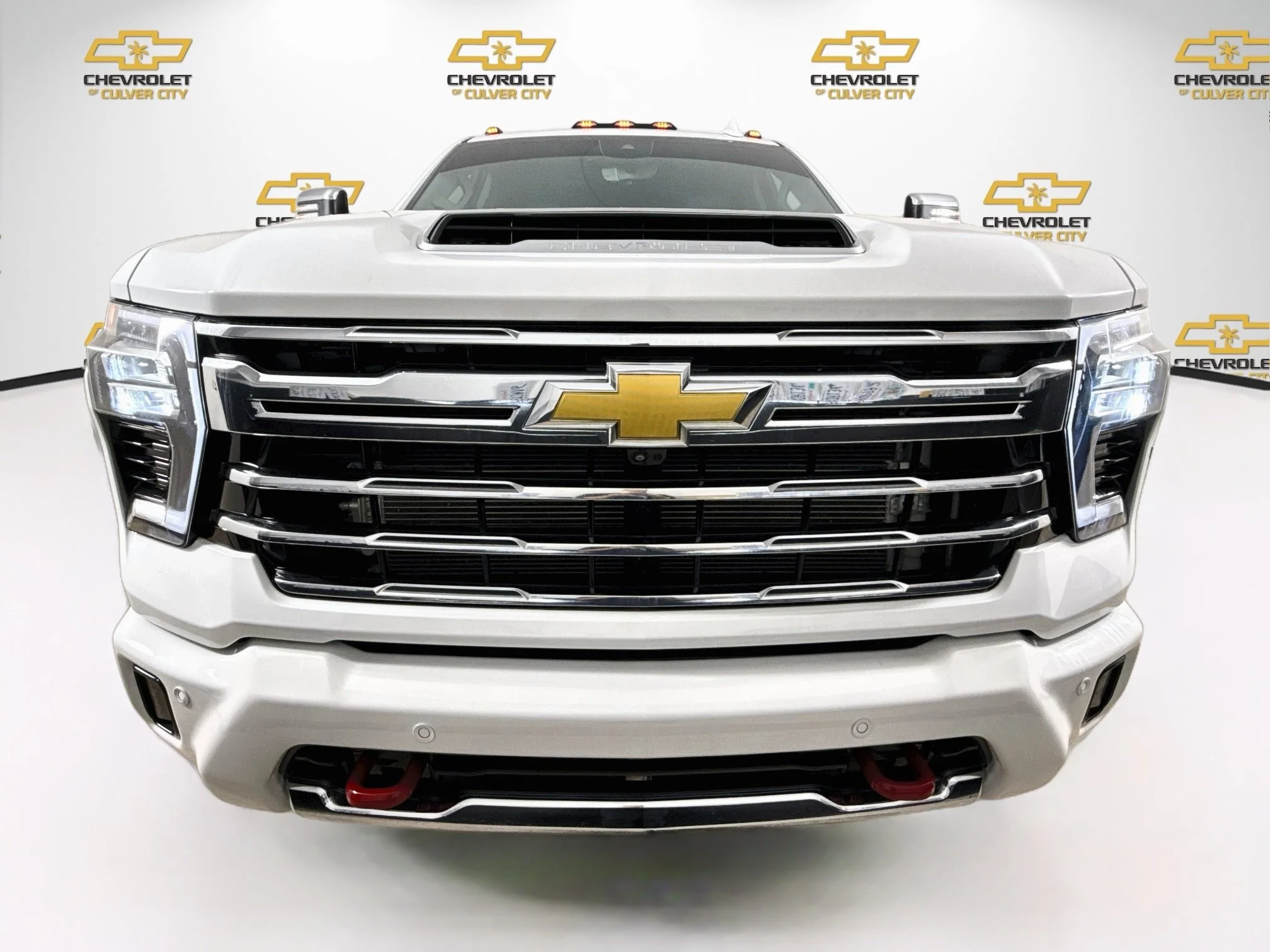 Used 2024 Summit White Chevrolet LTZ DRW image 2