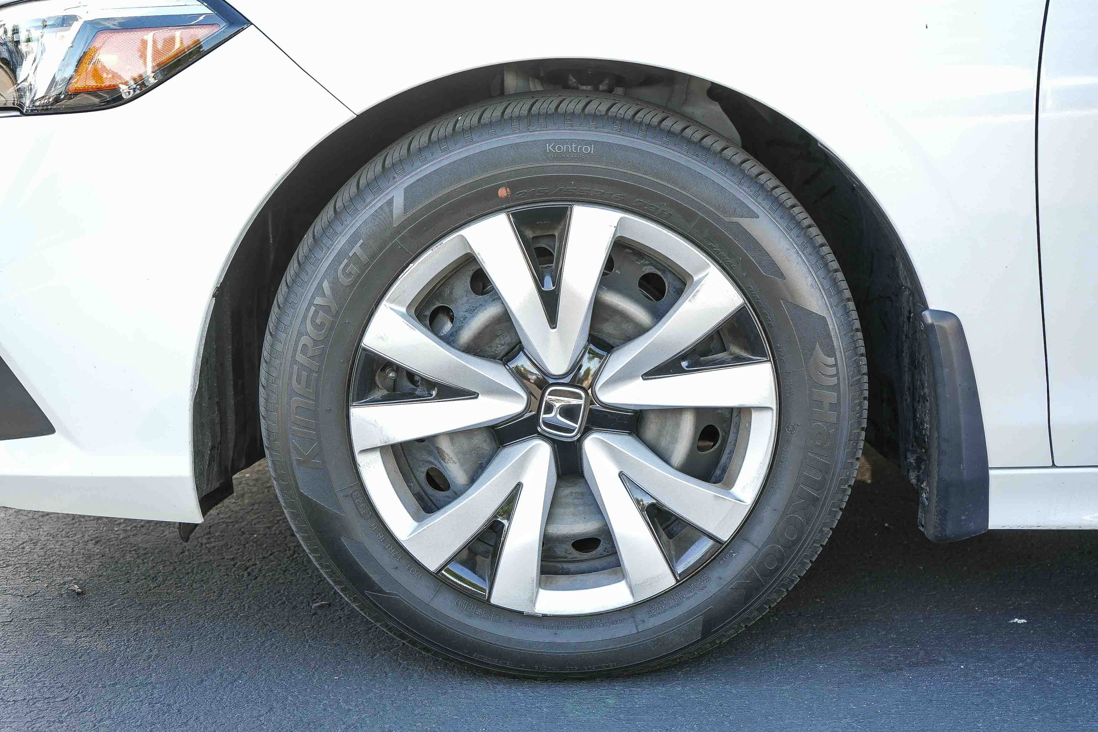 Certified Used 2024 Platinum White Pearl Honda 2.0L 4D LX image 11