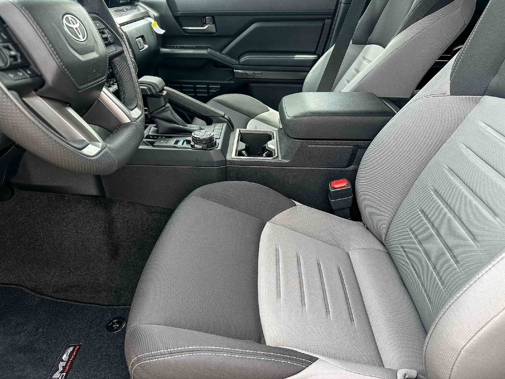 2026 Toyota Tacoma TRD Off Road - Photo 9