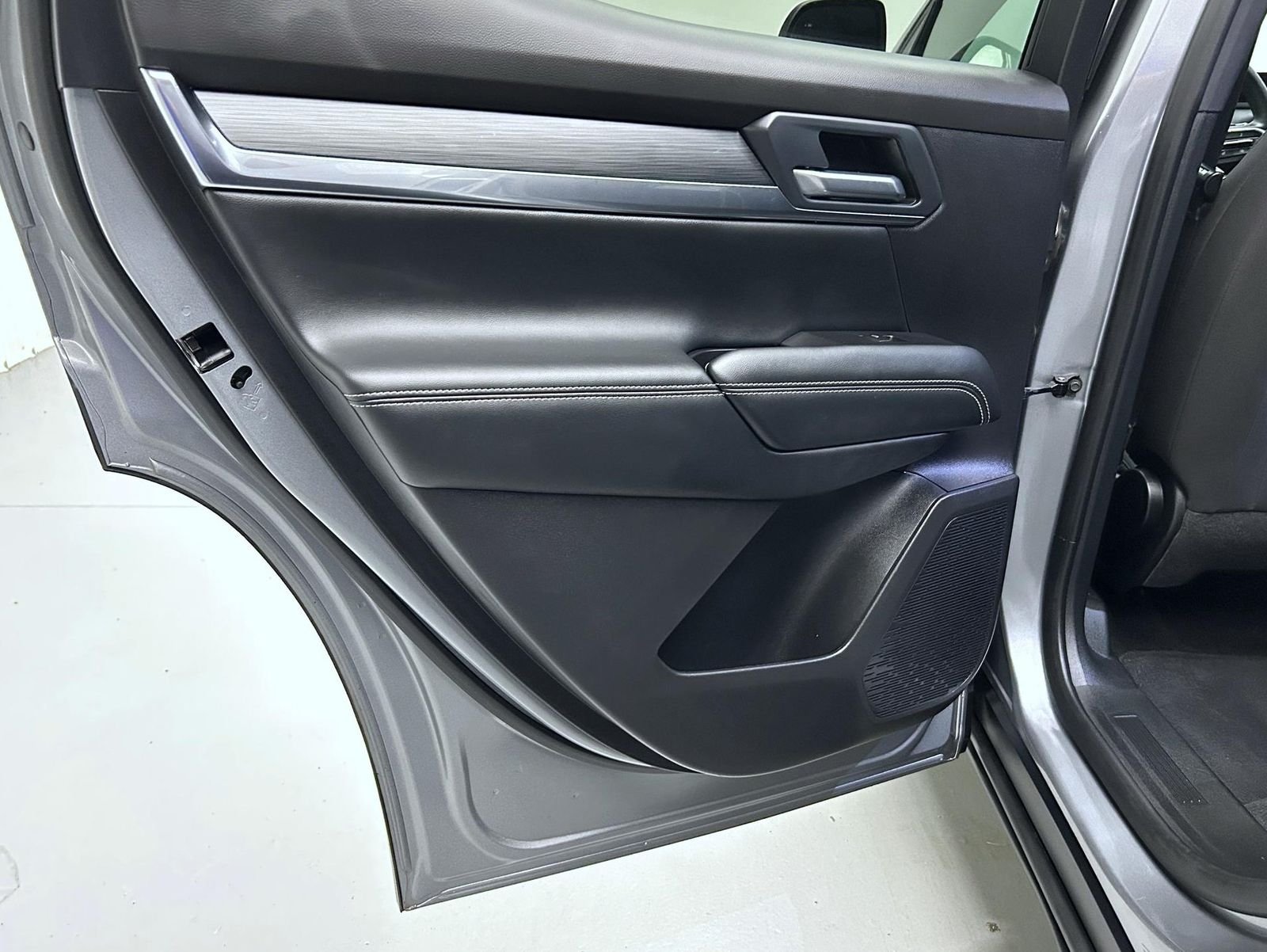 Used 2026 Silver GMC Elevation image 20