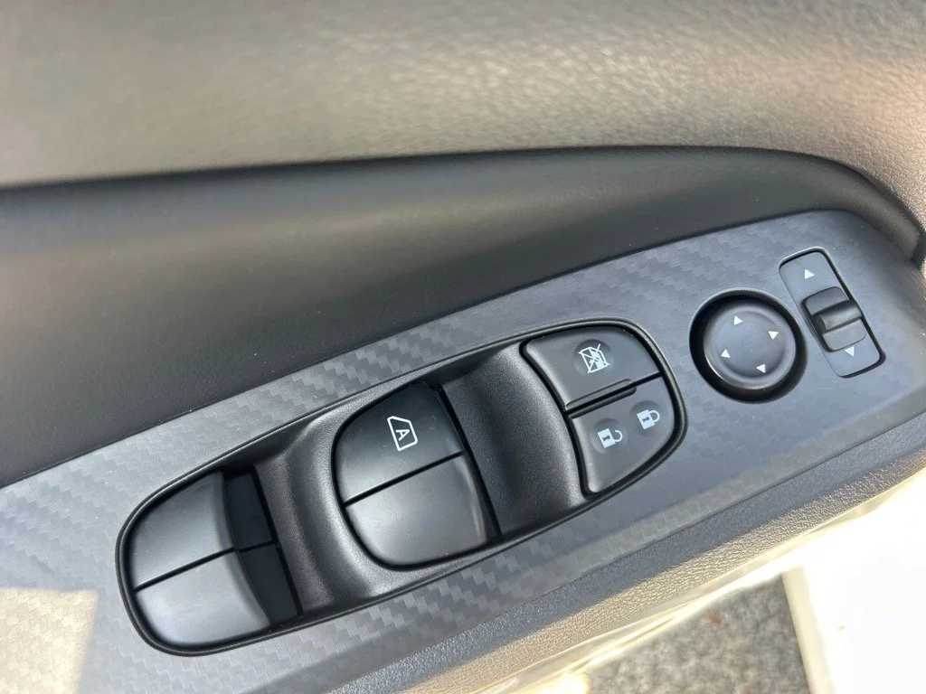 2025 Nissan Altima SV - Photo 6