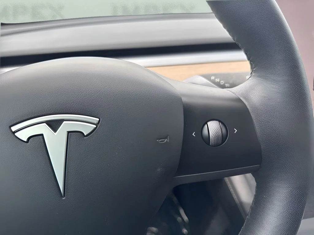 Used 2023 White Tesla Long Range image 17