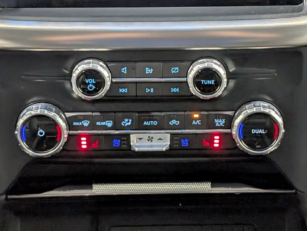 Certified Used 2023 Carbonized Gray Metallic Ford Lariat image 6