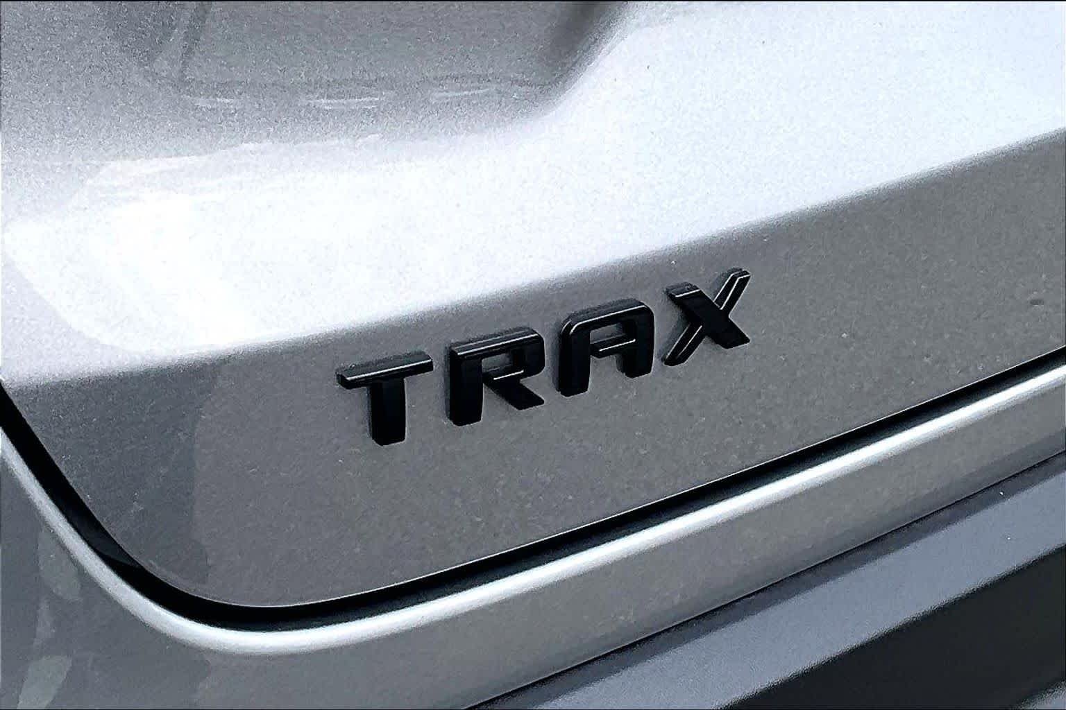 2025 Chevrolet Trax RS - Photo 32