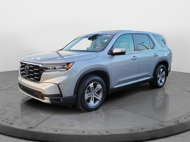 Certified Used 2024 Lunar Silver Metallic Honda 2WD EX-L 7P image 3